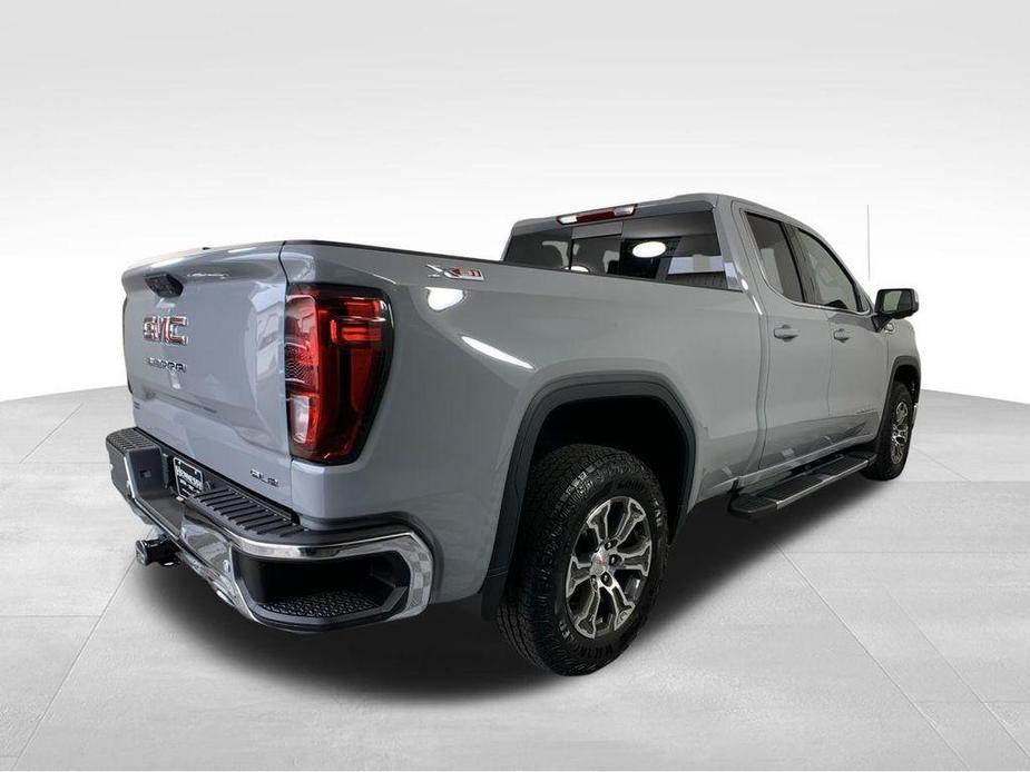 new 2024 GMC Sierra 1500 car, priced at $54,055