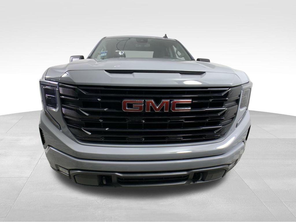 new 2024 GMC Sierra 1500 car, priced at $53,090