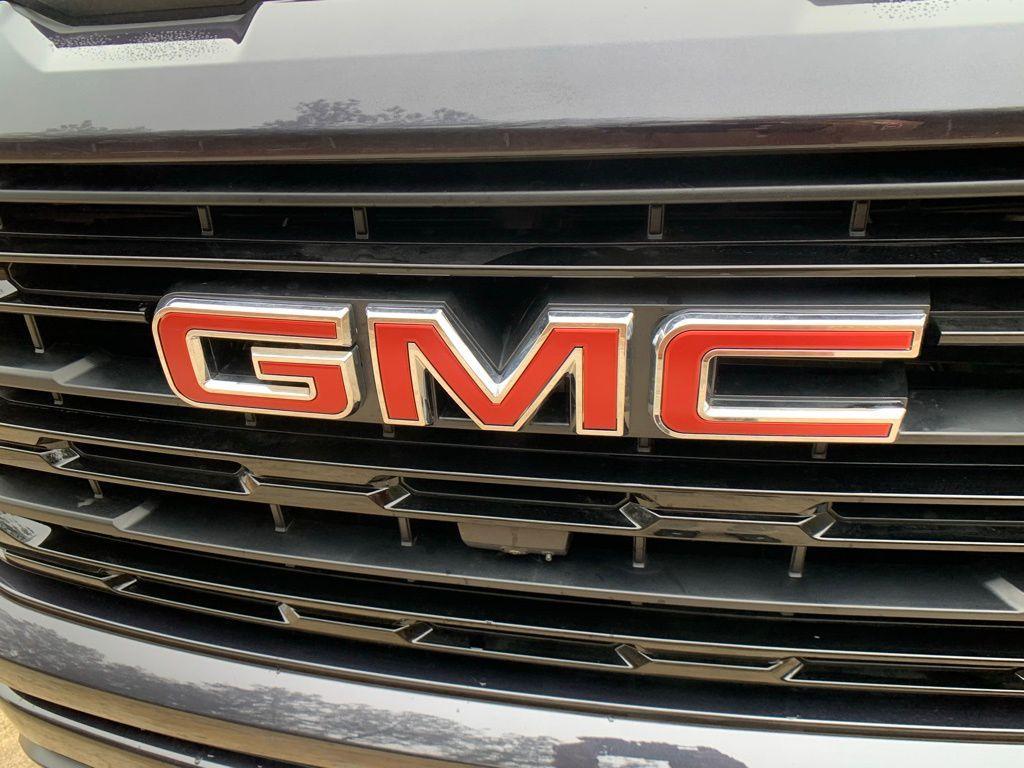 new 2025 GMC Sierra 1500 car, priced at $57,785