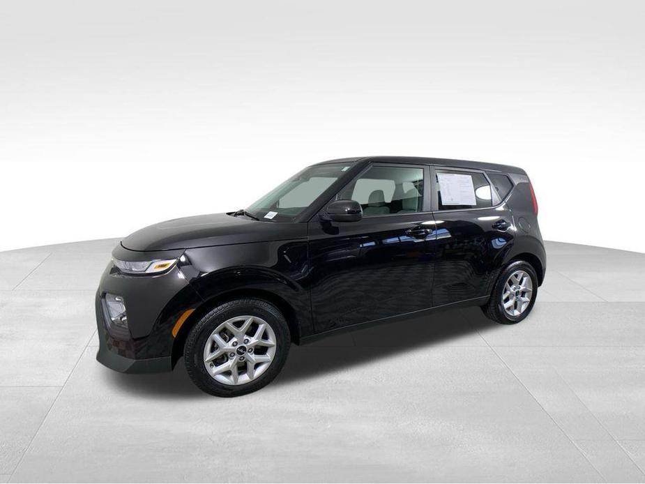 used 2022 Kia Soul car, priced at $17,992