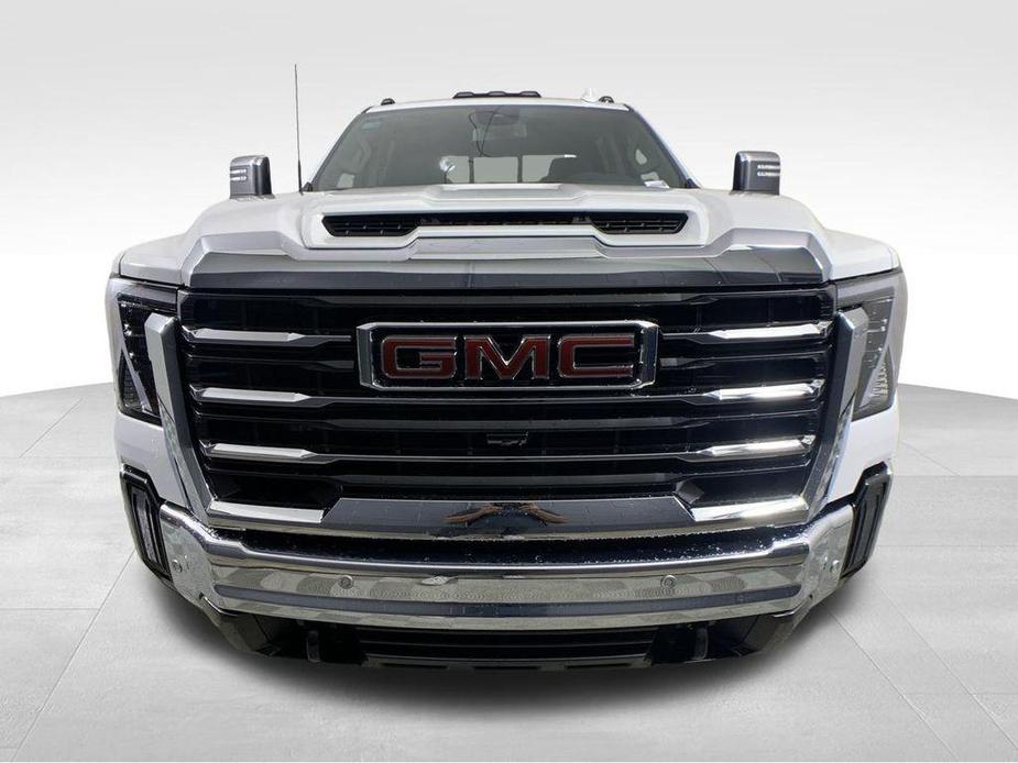 new 2024 GMC Sierra 2500 car, priced at $74,655