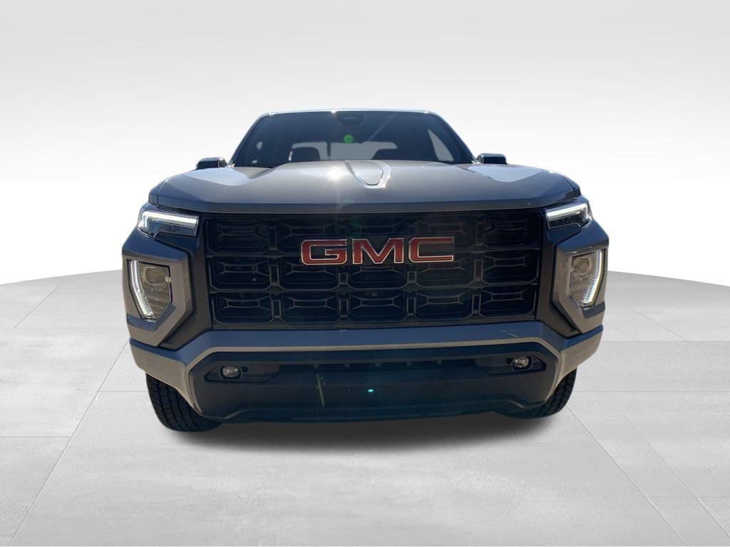 new 2024 GMC Canyon car, priced at $35,400