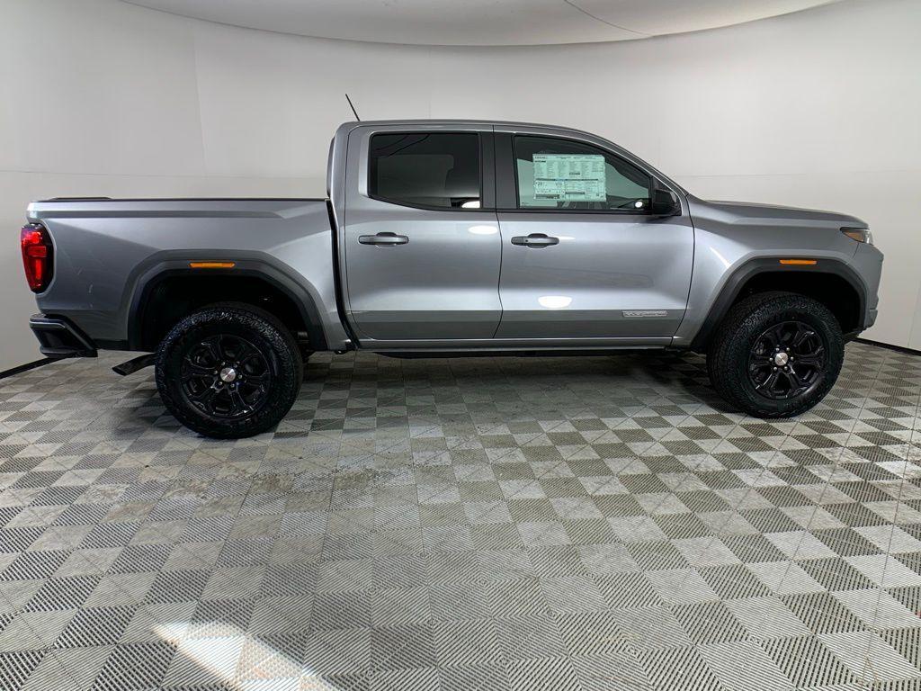 new 2024 GMC Canyon car, priced at $35,400