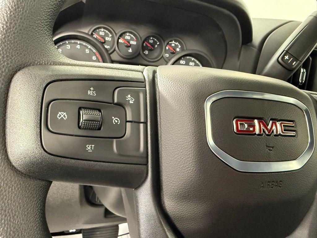 new 2025 GMC Sierra 1500 car, priced at $45,745
