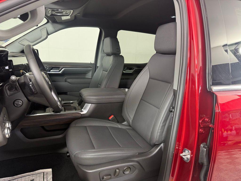 new 2025 GMC Sierra 1500 car, priced at $64,135