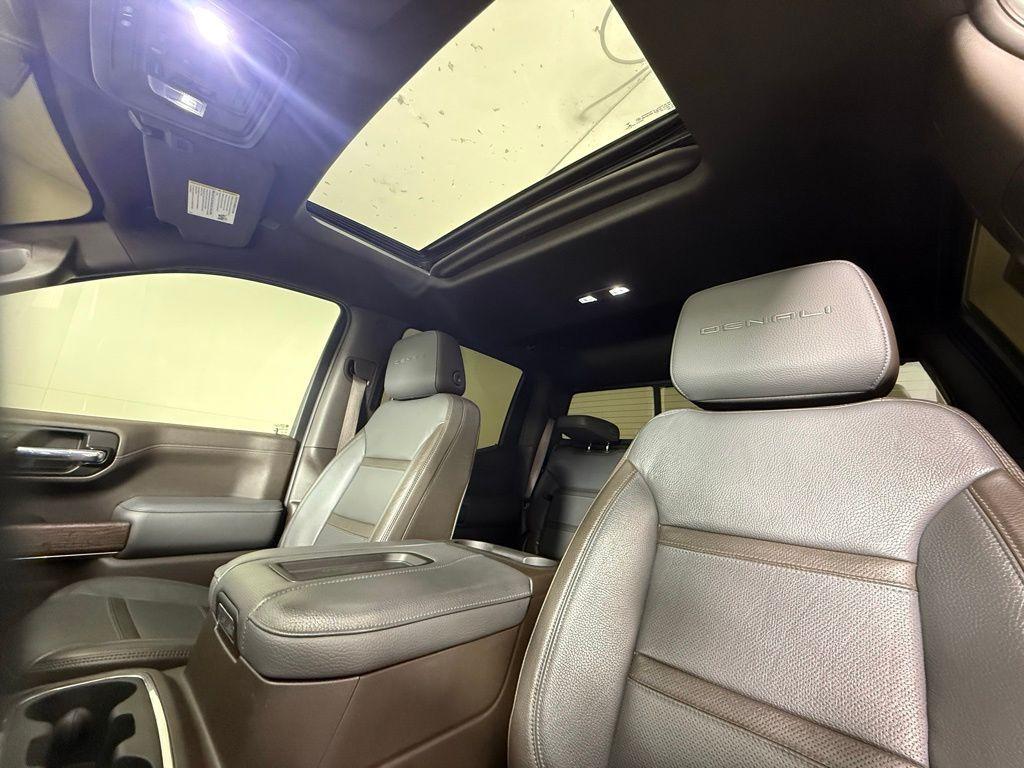 used 2022 GMC Sierra 1500 Limited car, priced at $45,500