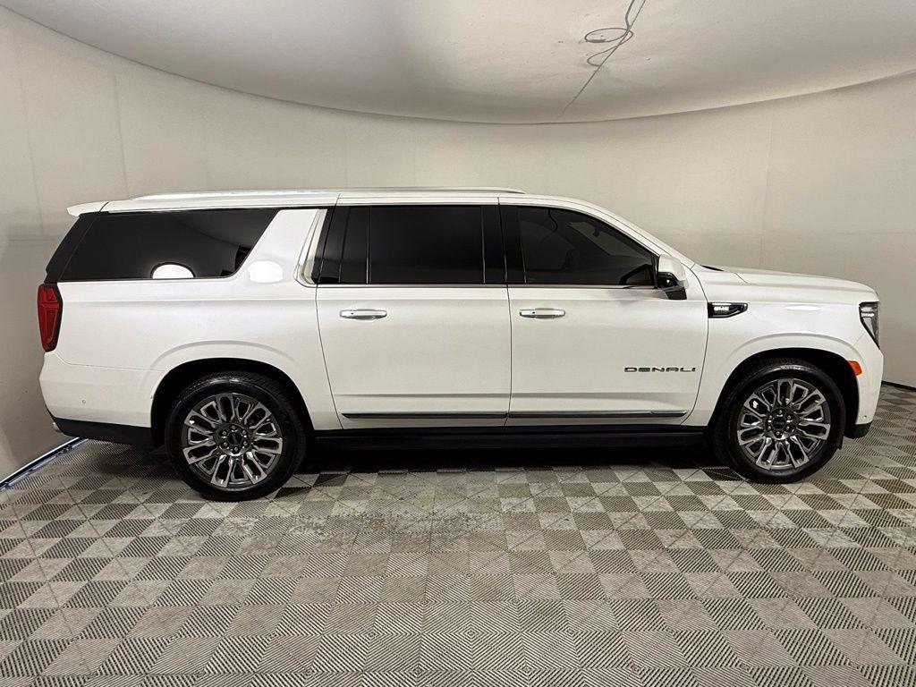 used 2023 GMC Yukon XL car, priced at $75,500