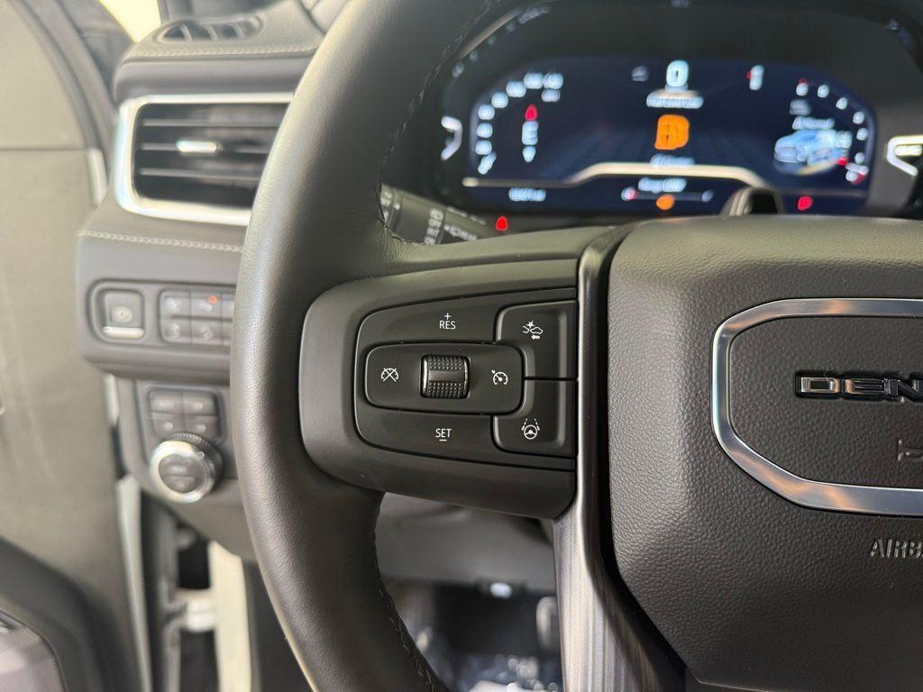 used 2023 GMC Yukon XL car, priced at $75,500