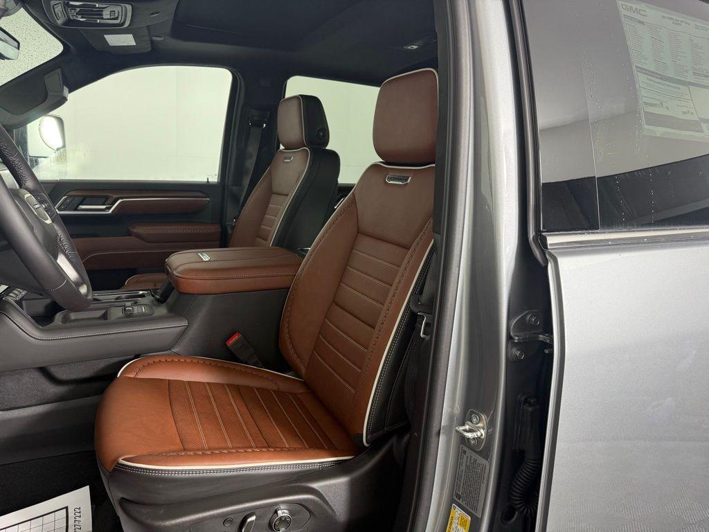 new 2025 GMC Sierra 2500 car, priced at $93,000