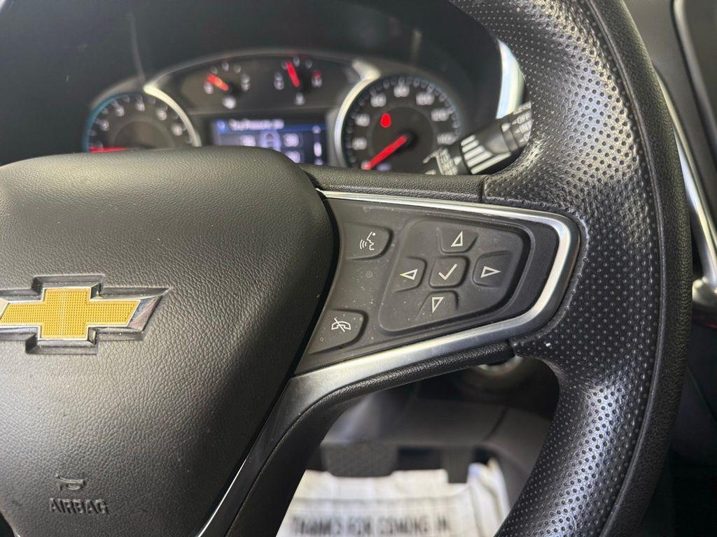 used 2022 Chevrolet Equinox car, priced at $17,700