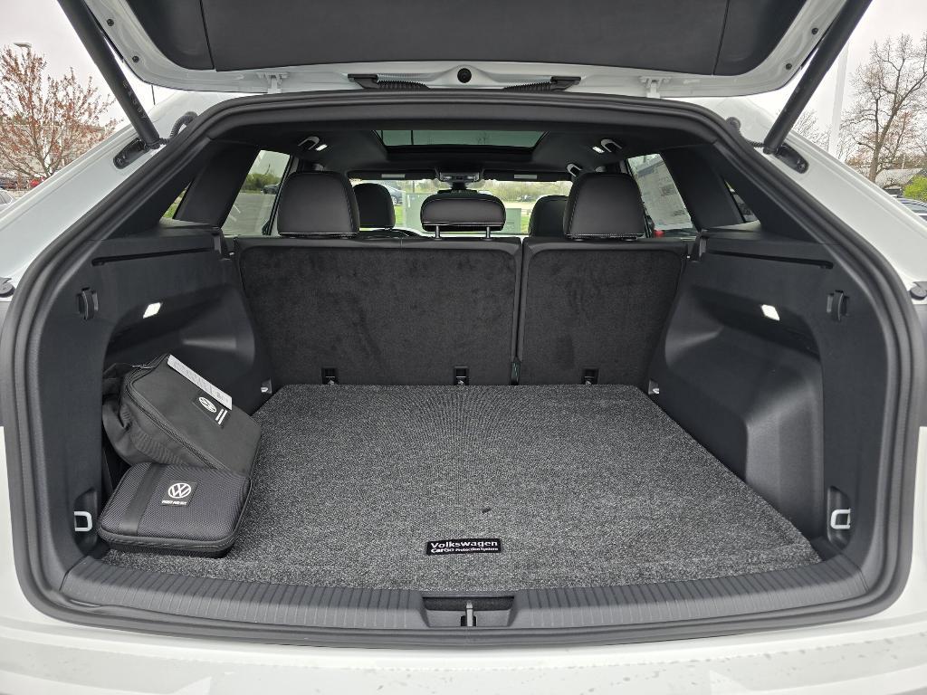 new 2025 Volkswagen Atlas Cross Sport car, priced at $45,510