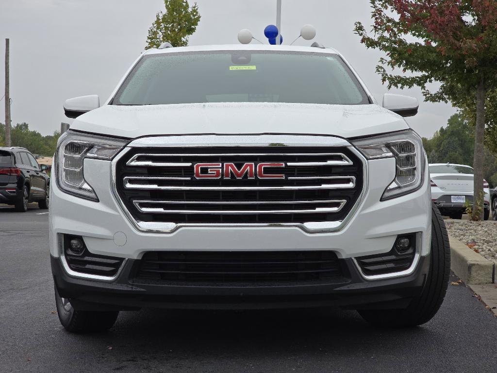 used 2024 GMC Terrain car, priced at $23,997
