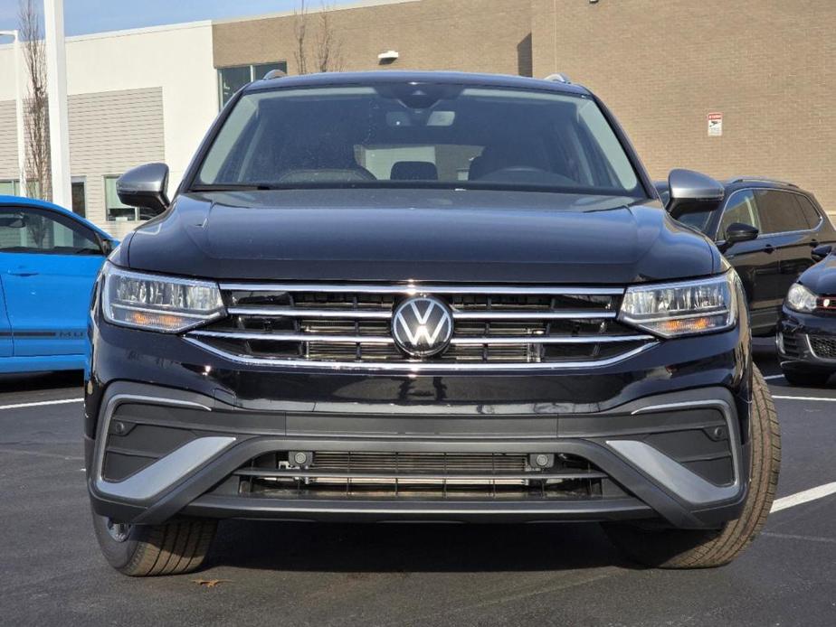 new 2024 Volkswagen Tiguan car, priced at $34,004