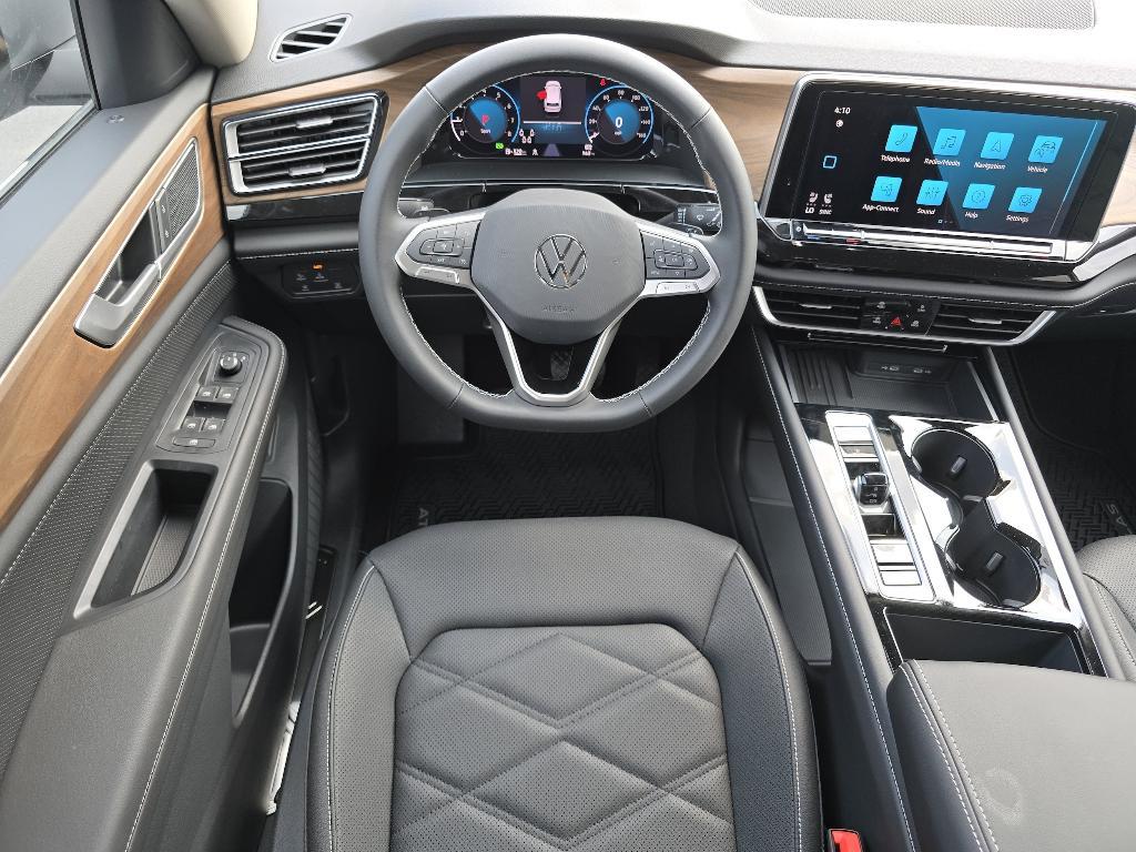 new 2025 Volkswagen Atlas car, priced at $45,679