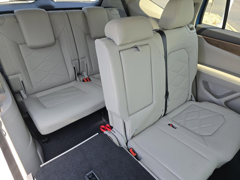 new 2025 Volkswagen Atlas car, priced at $40,943