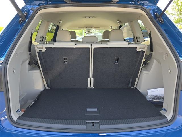 new 2025 Volkswagen Atlas car, priced at $40,943