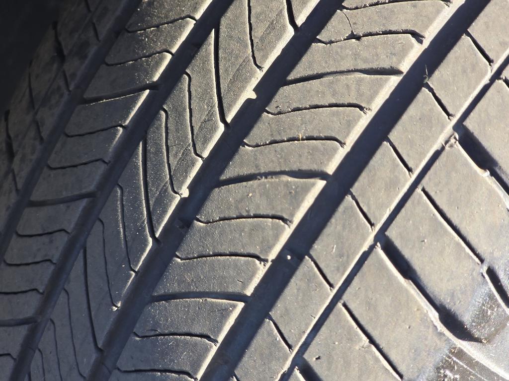 used 2024 Ford Escape car, priced at $23,500