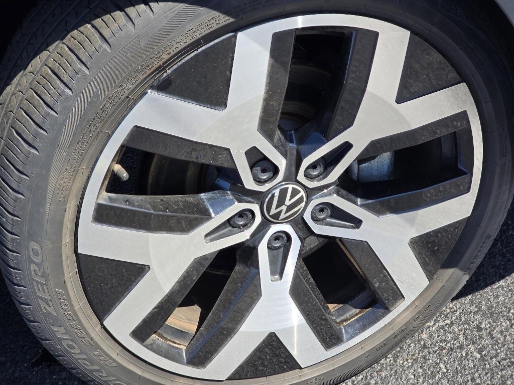 used 2022 Volkswagen Taos car, priced at $23,017