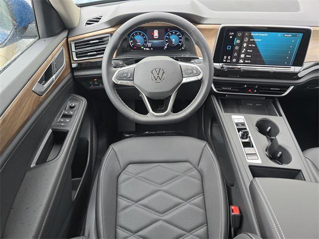 new 2025 Volkswagen Atlas car, priced at $40,943