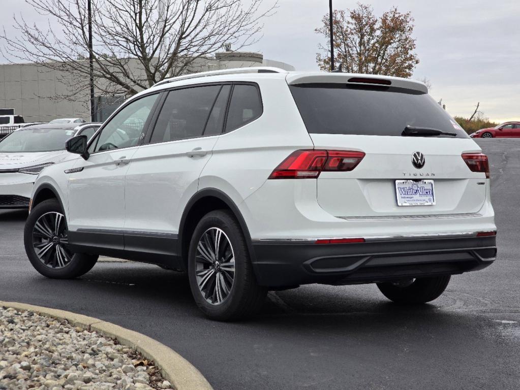 new 2024 Volkswagen Tiguan car, priced at $34,711