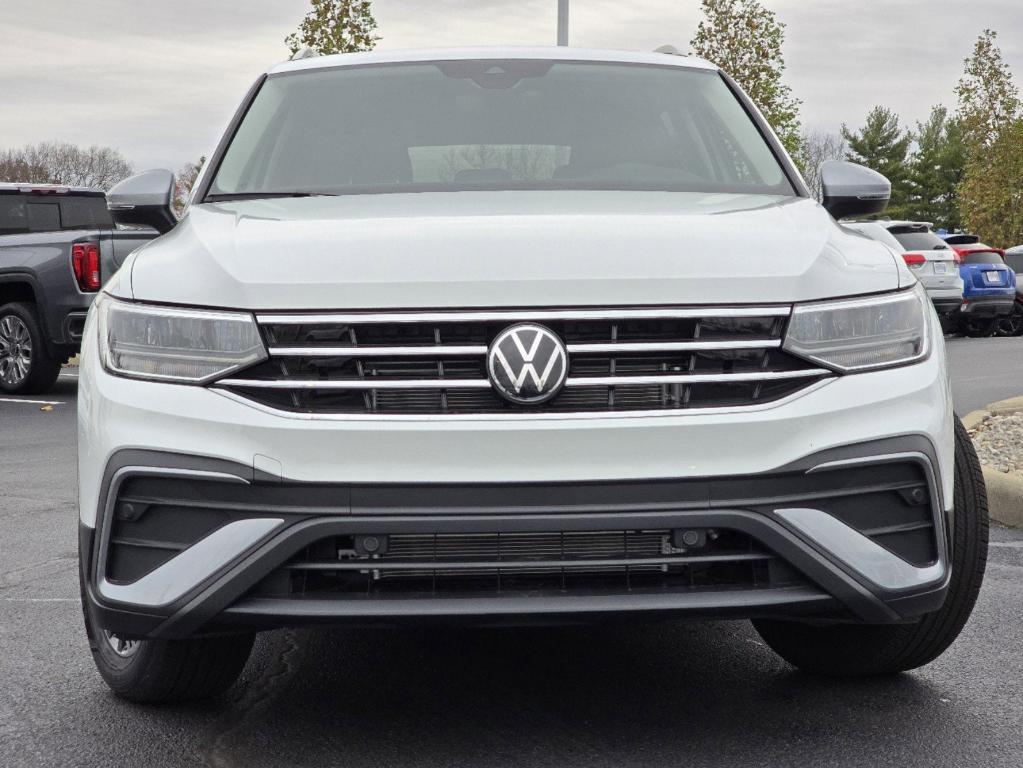 new 2024 Volkswagen Tiguan car, priced at $34,711