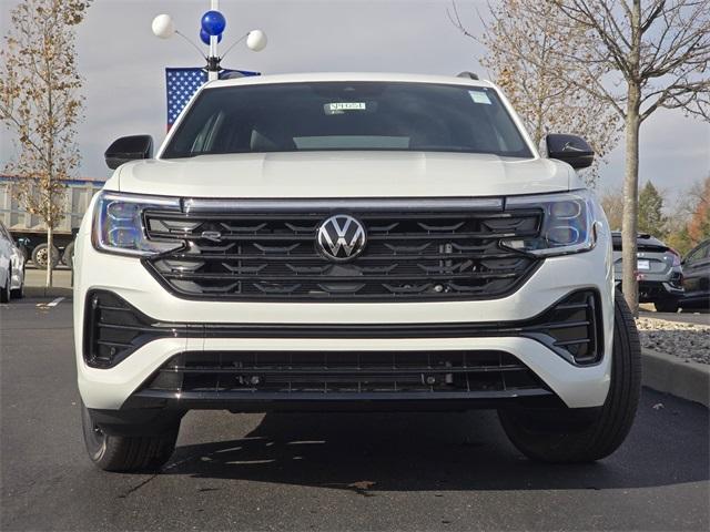 new 2026 Volkswagen Atlas Cross Sport car, priced at $49,277