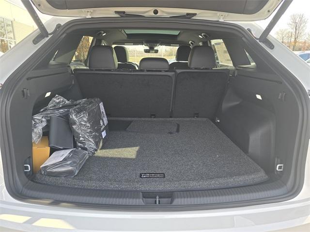 new 2026 Volkswagen Atlas Cross Sport car, priced at $49,277