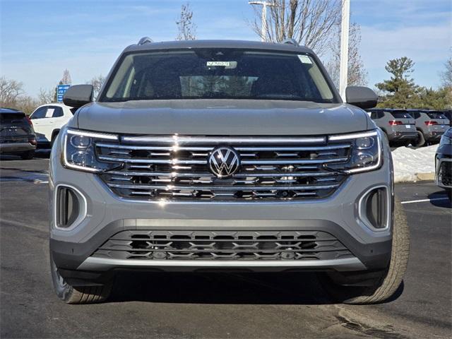 new 2025 Volkswagen Atlas car, priced at $48,968