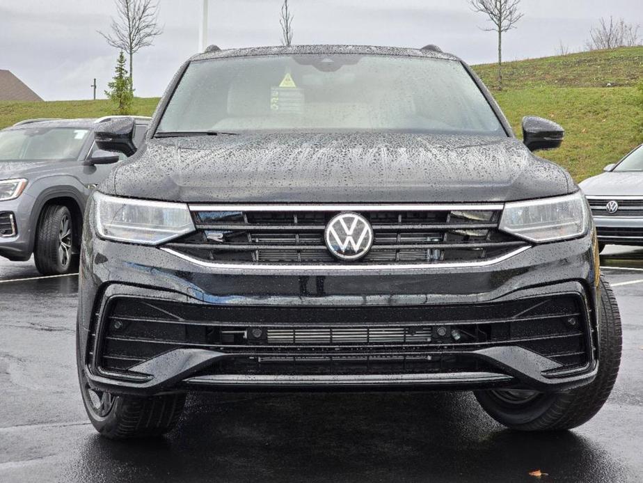 new 2024 Volkswagen Tiguan car, priced at $37,287