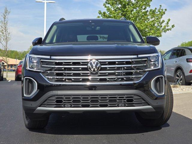 new 2025 Volkswagen Atlas car, priced at $45,200