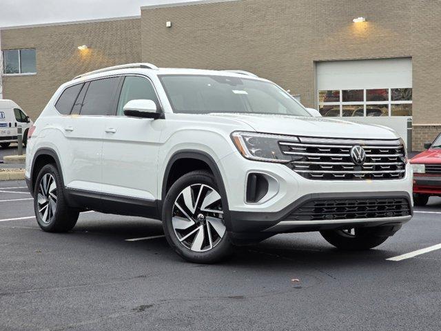 new 2024 Volkswagen Atlas car, priced at $45,622