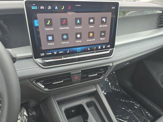 new 2025 Volkswagen Tiguan car, priced at $34,928