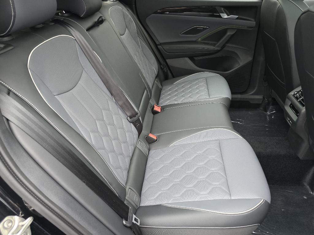 new 2026 Volkswagen Tiguan car, priced at $43,378