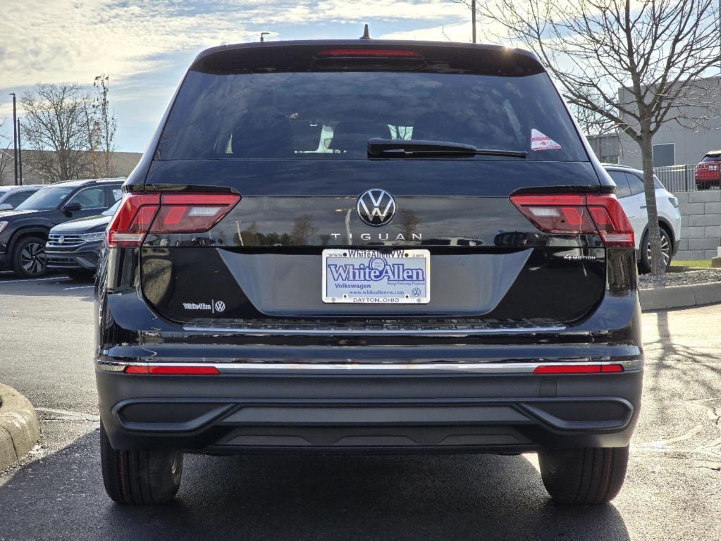 new 2024 Volkswagen Tiguan car, priced at $34,606