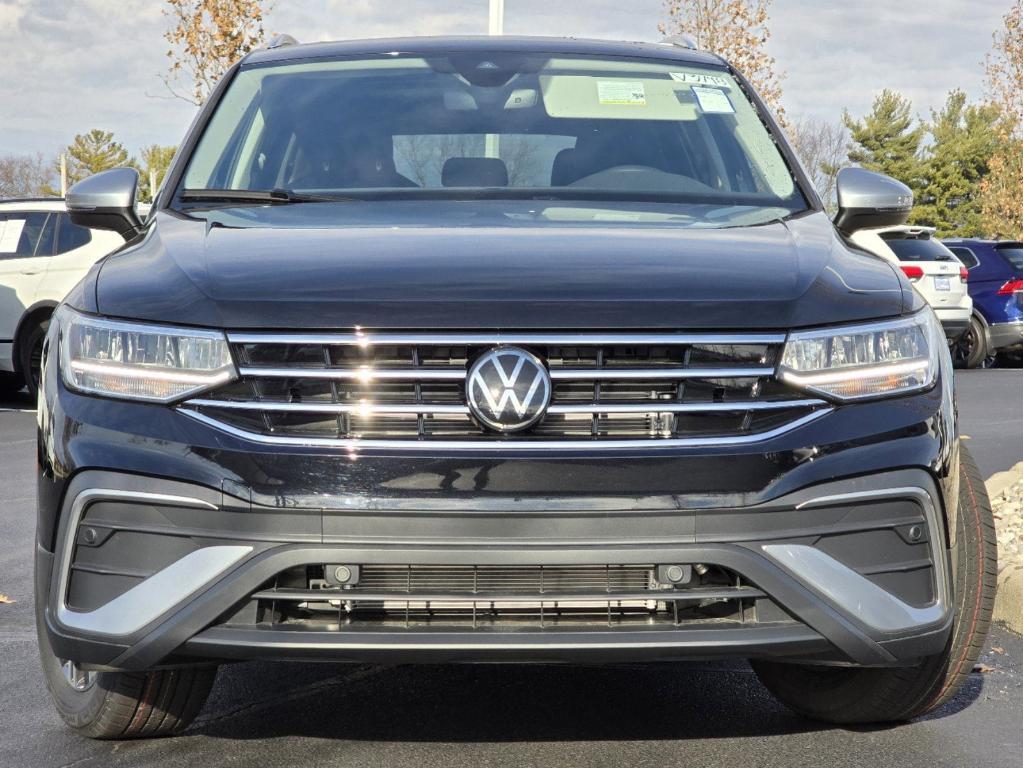 new 2024 Volkswagen Tiguan car, priced at $34,606