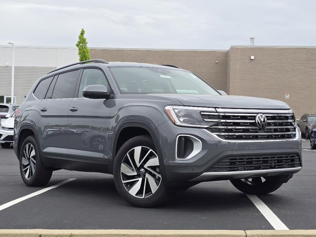 new 2025 Volkswagen Atlas car, priced at $44,688