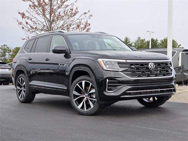 new 2025 Volkswagen Atlas car, priced at $54,143