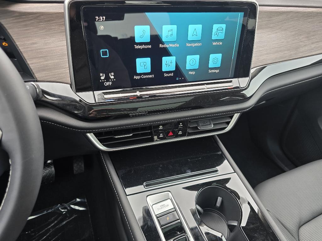 new 2025 Volkswagen Atlas car, priced at $50,536
