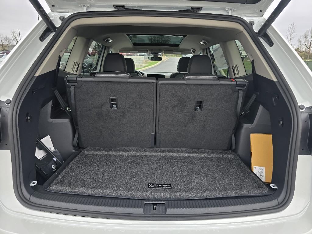 new 2025 Volkswagen Atlas car, priced at $50,536