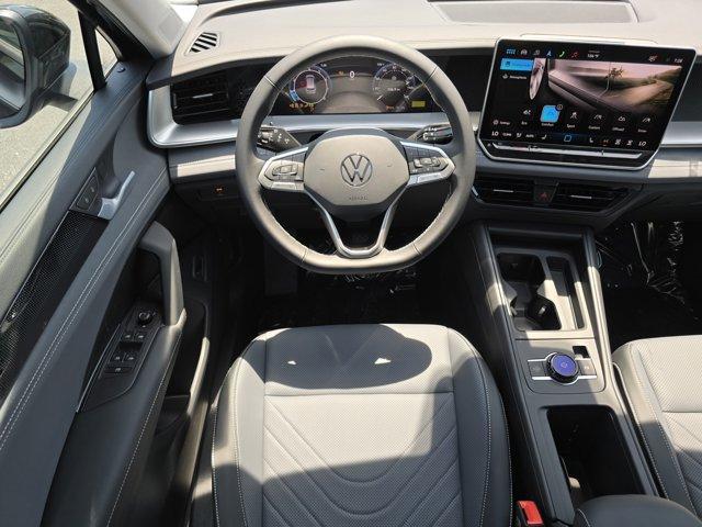 new 2025 Volkswagen Tiguan car, priced at $36,173