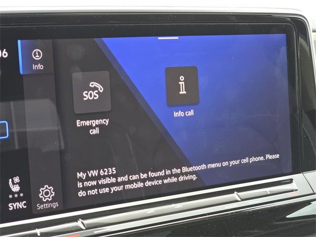 new 2025 Volkswagen Atlas car, priced at $49,804