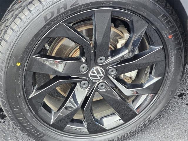 used 2022 Volkswagen Taos car, priced at $18,992