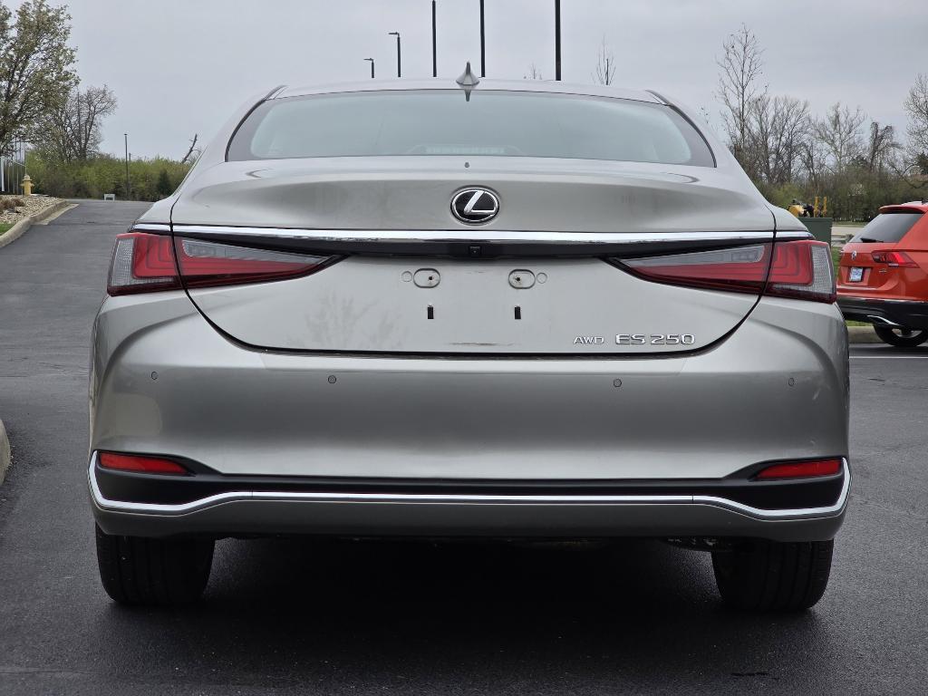 used 2021 Lexus ES 250 car, priced at $25,328