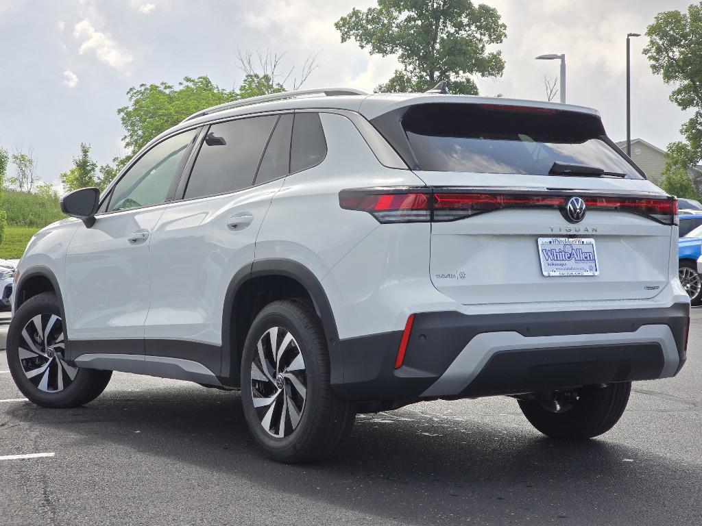 new 2025 Volkswagen Tiguan car, priced at $31,628