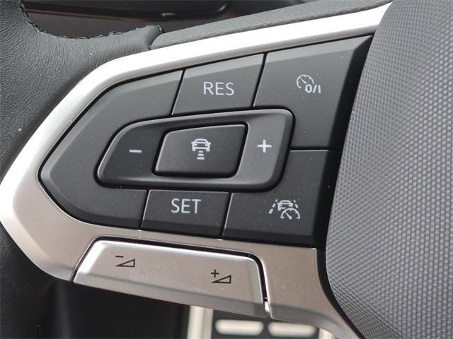 new 2025 Volkswagen Jetta car