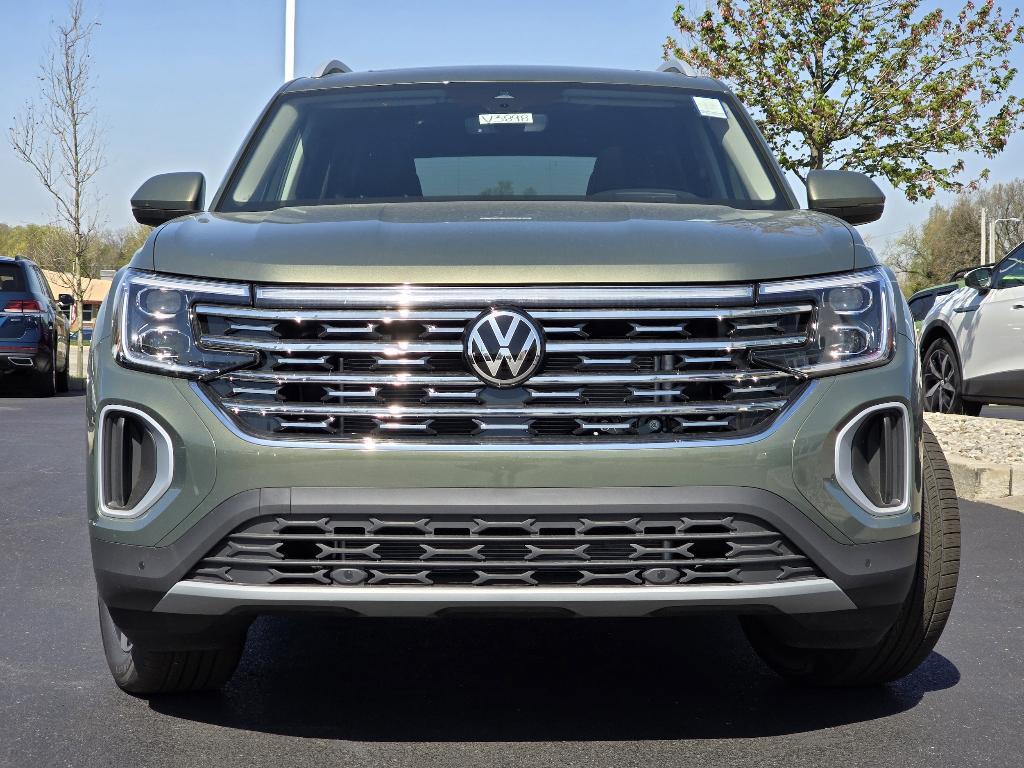 new 2025 Volkswagen Atlas car, priced at $50,099
