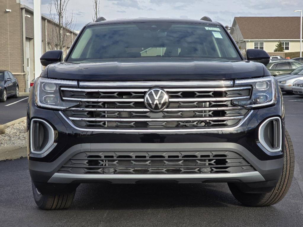 new 2025 Volkswagen Atlas car, priced at $41,601