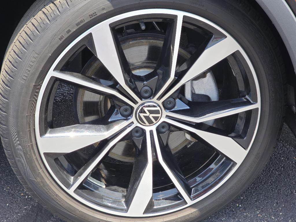used 2022 Volkswagen Tiguan car, priced at $27,936