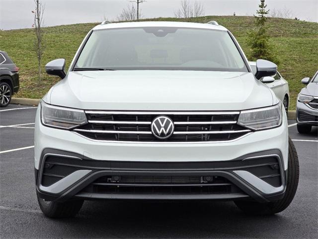 new 2024 Volkswagen Tiguan car, priced at $34,711