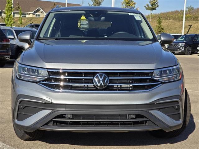 new 2024 Volkswagen Tiguan car, priced at $34,074